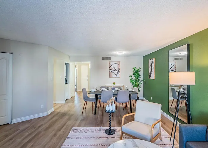 Location Pool Gym Balcony Parking Washer And Dryer Apartment
