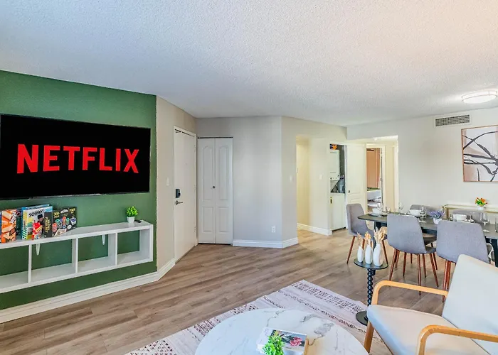 Apartment Location Pool Gym Balcony Parking Washer And Dryer *