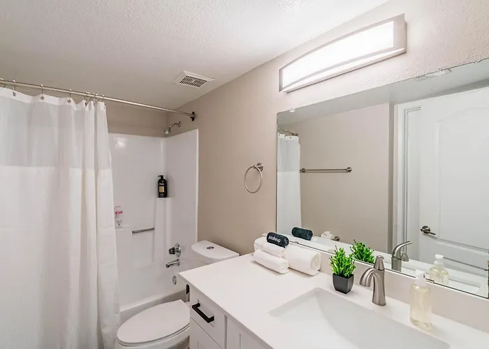 Location Pool Gym Balcony Parking Washer And Dryer Apartment Scottsdale